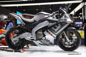 APRILIA LUNCURKAN PESAING SPORT ENTRY LEVEL