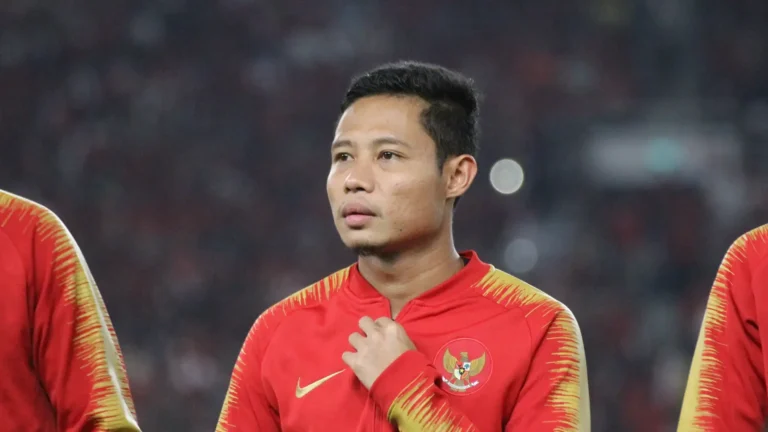 PERSIK KEDIRI RESMI LEPAS EVAN DIMAS